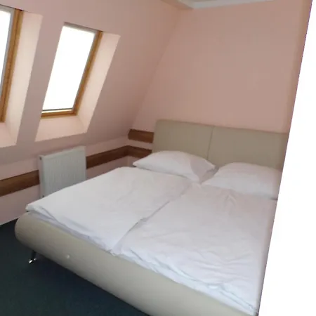Motel Osecek Guest house *